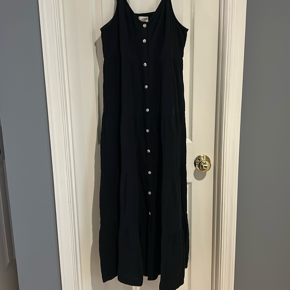 ⚜️ Universal Thread Black Dress size M